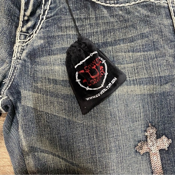 Cowgirl Tuff Crosses Shimmer Capri NWT - Picture 5 of 10